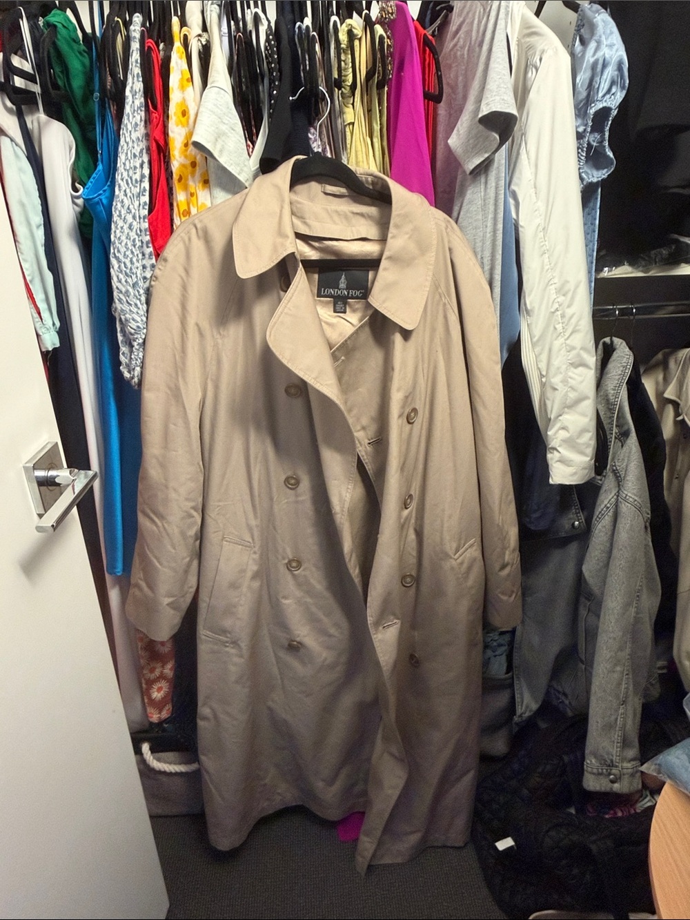 London Fog double-breasted trench coat classic beige khaki 40s vintage M L long